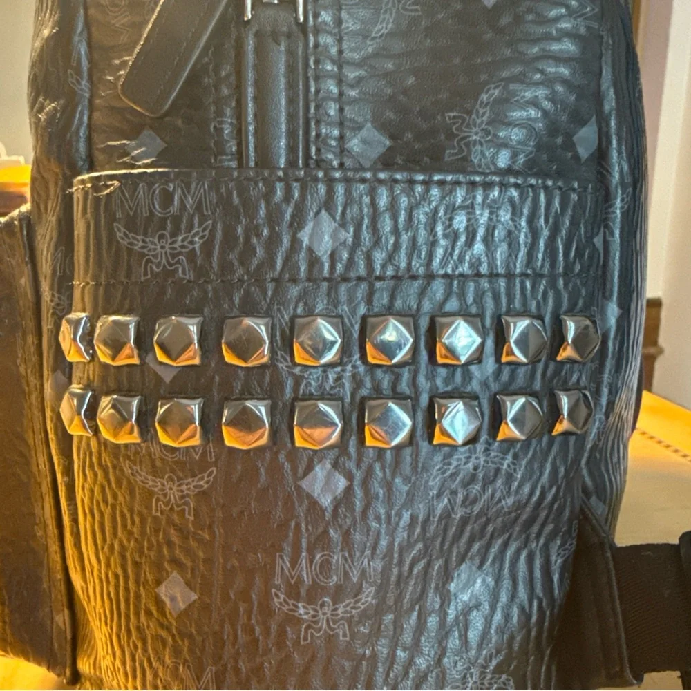 MCM Monogramed Metallic Visetos Side Studs Backpack - Picture 8 of 16